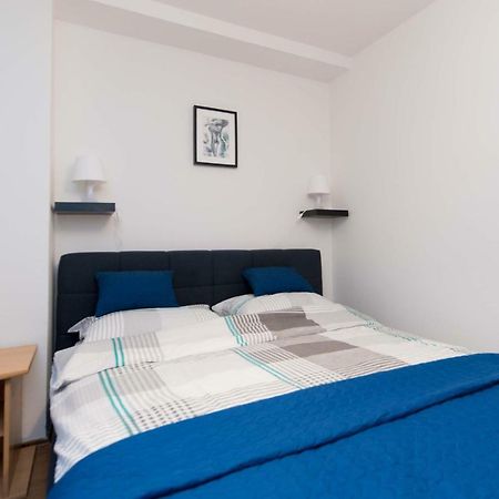 Appartamento Apartman Lux Daruvar Esterno foto