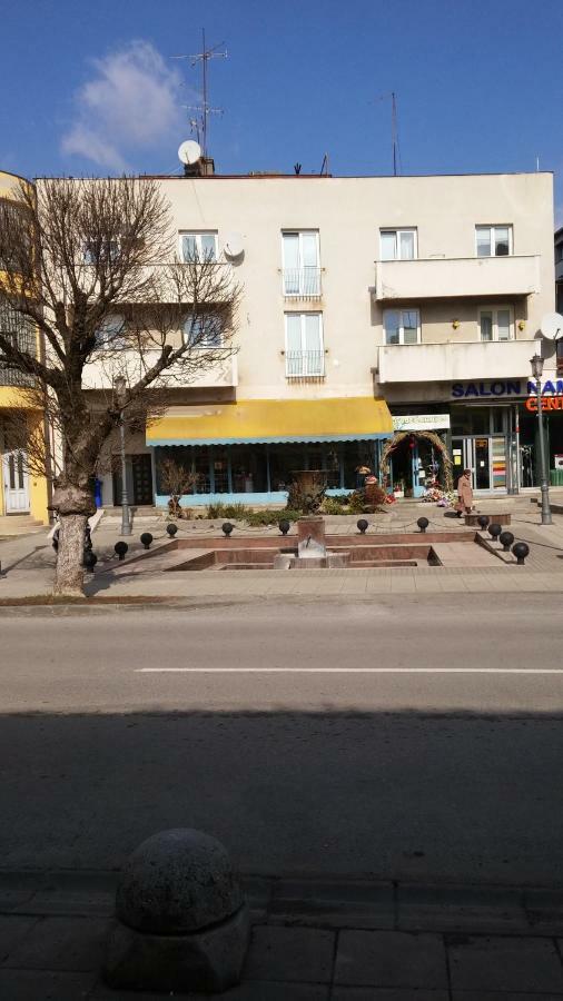 Apartman Lux Daruvar Esterno foto